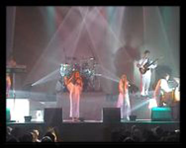 Voulez Vous on Stage
